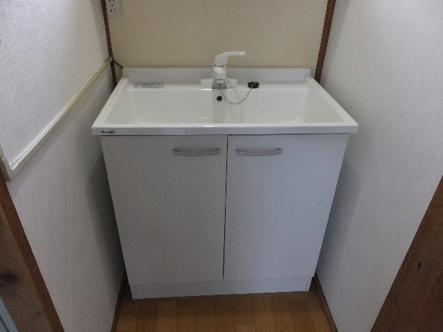 �ɓ� �s���Y 18