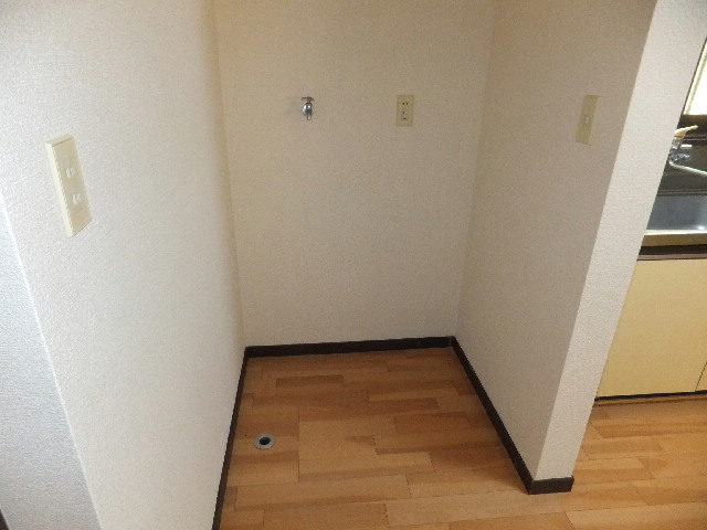 �ɓ� �s���Y 19