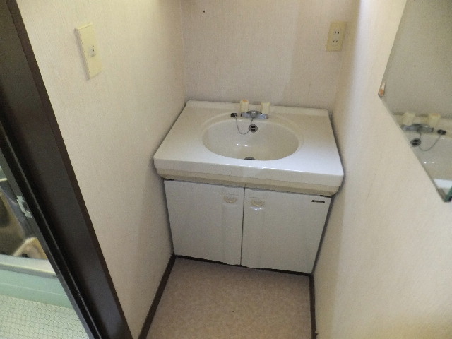 �ɓ� �s���Y 21