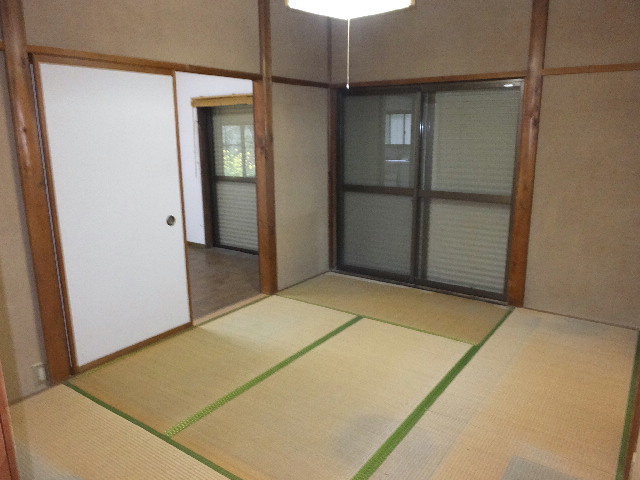 �ɓ� �s���Y 18