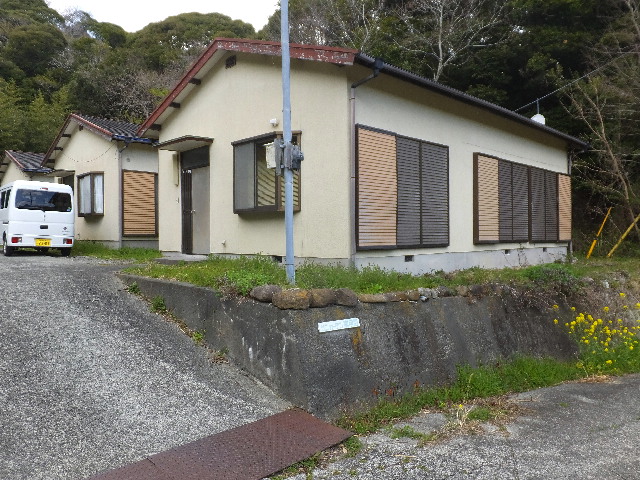 �ɓ� �s���Y 4