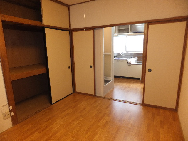 �ɓ� �s���Y 21