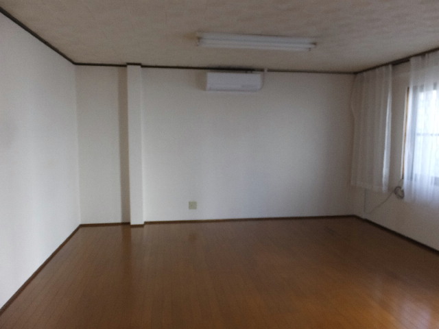 �ɓ� �s���Y 19