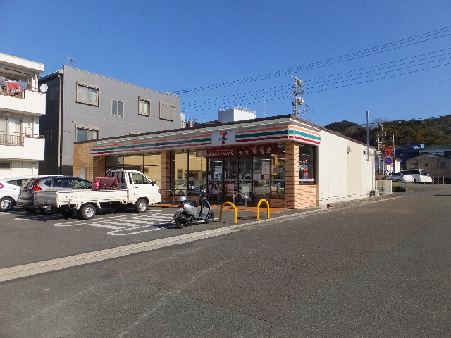 �ɓ� �s���Y 24