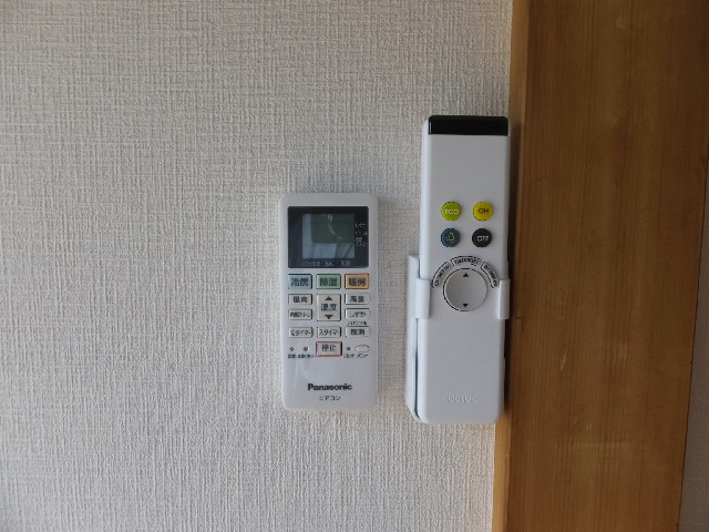 �ɓ� �s���Y 25