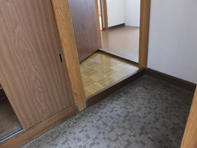 �ɓ� �s���Y 9