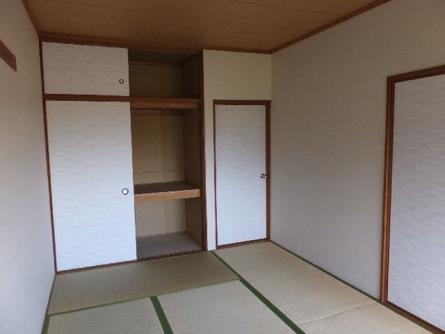 �ɓ� �s���Y 23