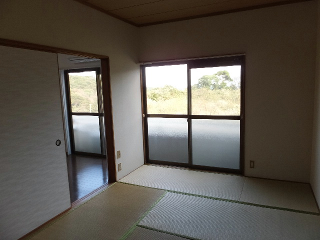 �ɓ� �s���Y 24