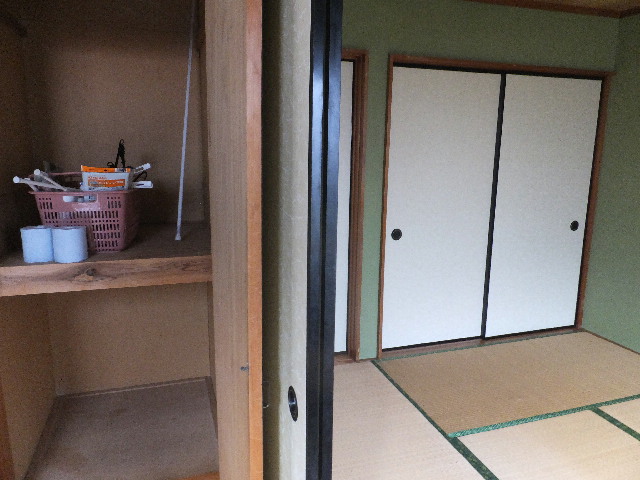 �ɓ� �s���Y 18