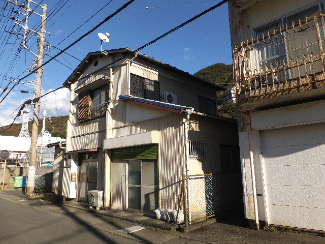 �ɓ� �s���Y 4