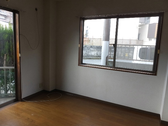 �ɓ� �s���Y 14