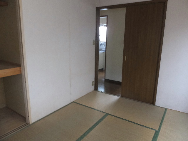 �ɓ� �s���Y 23