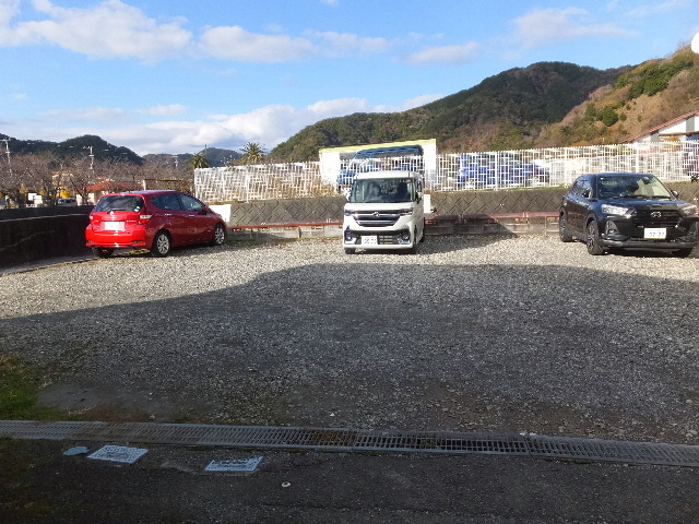 �ɓ� �s���Y 8