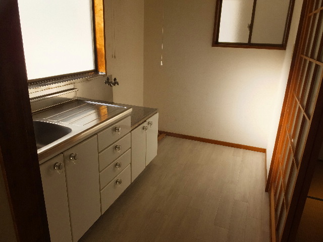 �ɓ� �s���Y 18