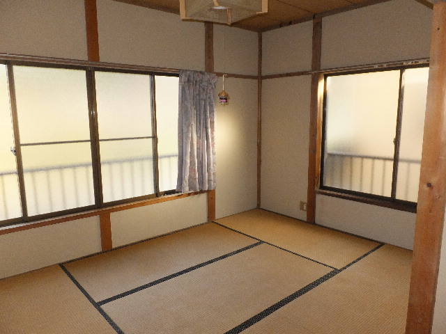 �ɓ� �s���Y 22