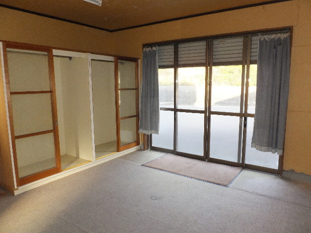 �ɓ� �s���Y 8