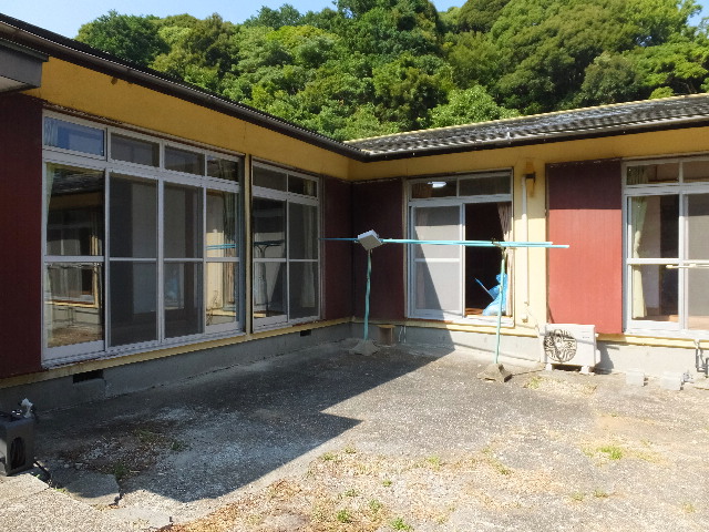 �ɓ� �s���Y 7