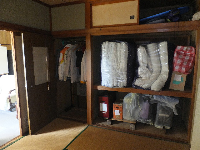 ɓ sY 20
