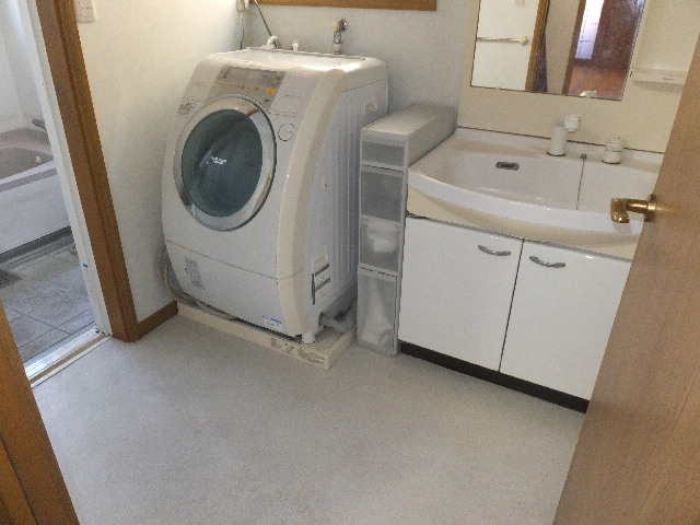 �ɓ� �s���Y 23